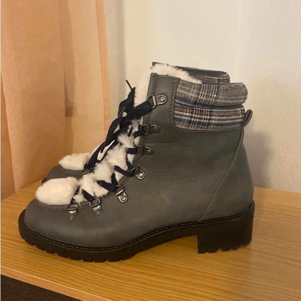 Sherpa gray and navy boots